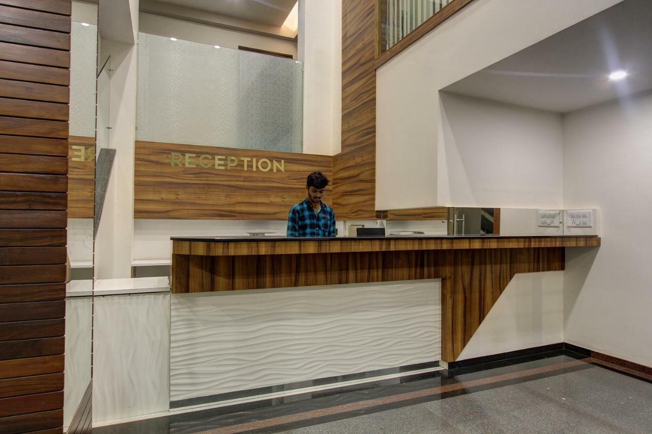 Oyo 39568 Alekha Gateway Hotel Sirsi Eksteriør billede