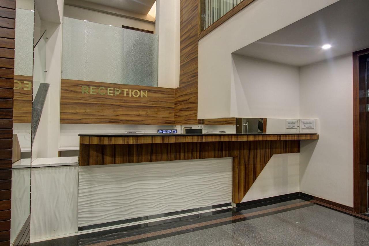 Oyo 39568 Alekha Gateway Hotel Sirsi Eksteriør billede