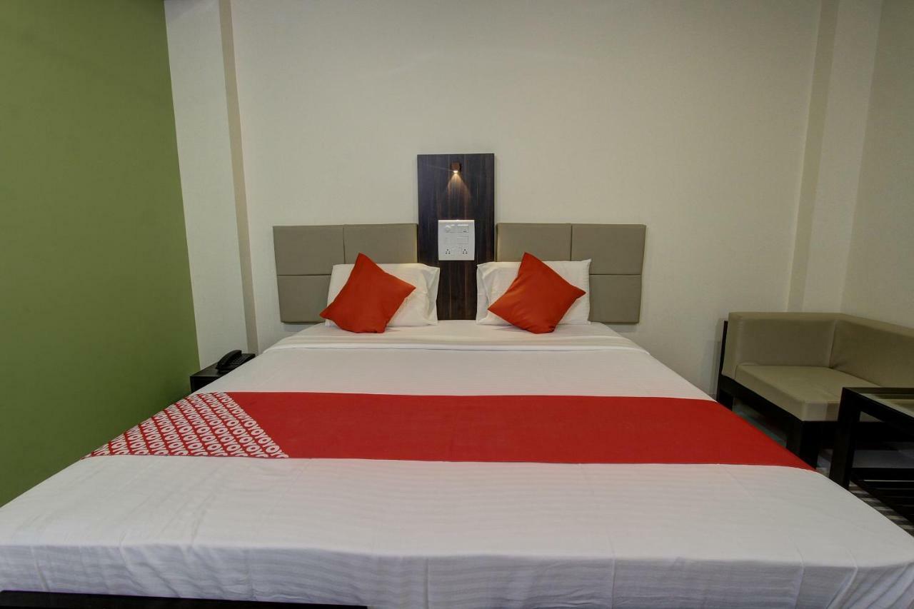 Oyo 39568 Alekha Gateway Hotel Sirsi Eksteriør billede