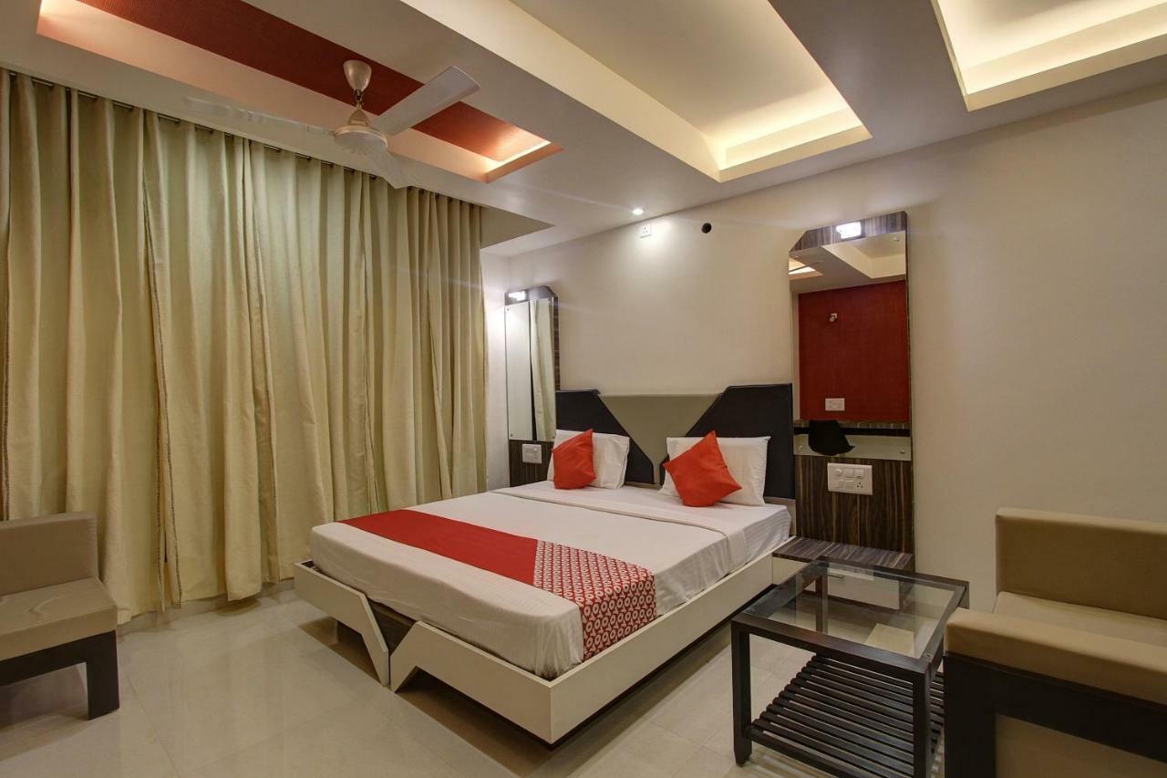 Oyo 39568 Alekha Gateway Hotel Sirsi Eksteriør billede