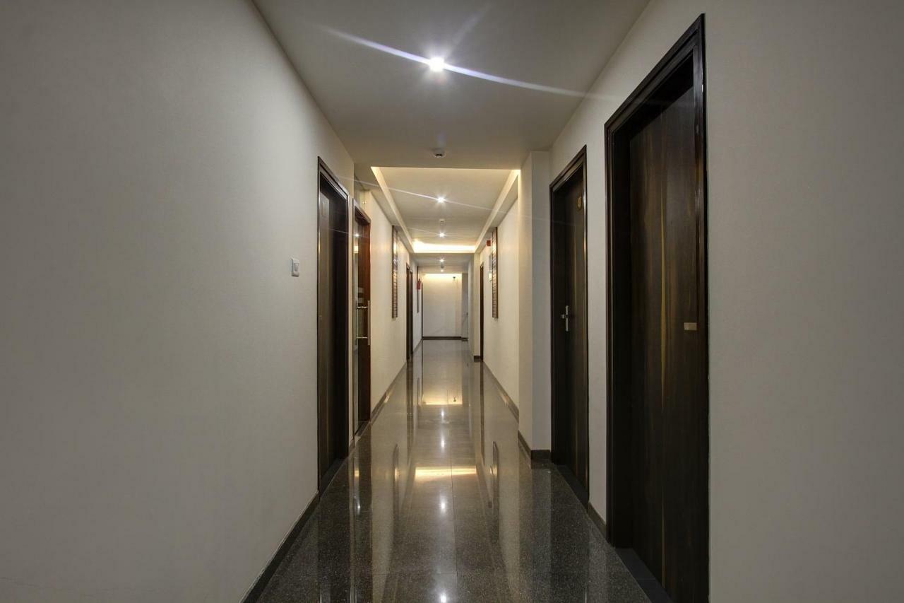 Oyo 39568 Alekha Gateway Hotel Sirsi Eksteriør billede