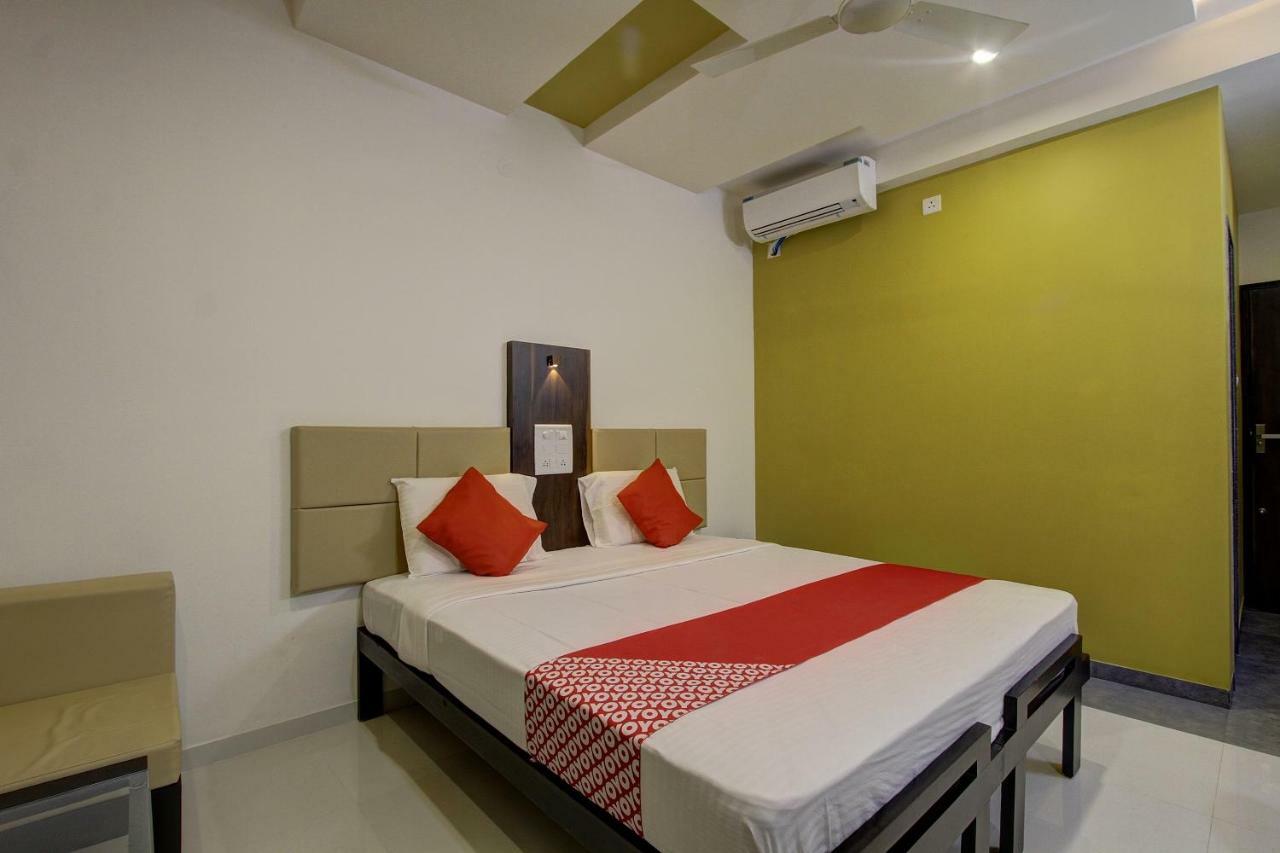 Oyo 39568 Alekha Gateway Hotel Sirsi Eksteriør billede